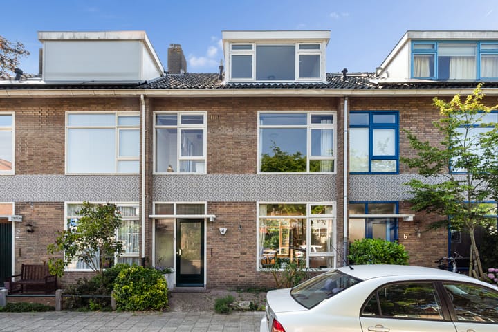 Tussenwoning te koop: Duyvendakstraat 4, Leiden