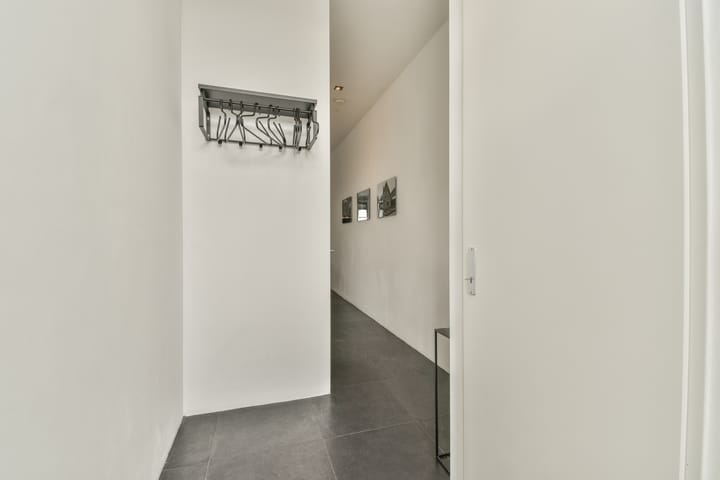 Photo 5 of Van Oldenbarneveldtstraat 56-T