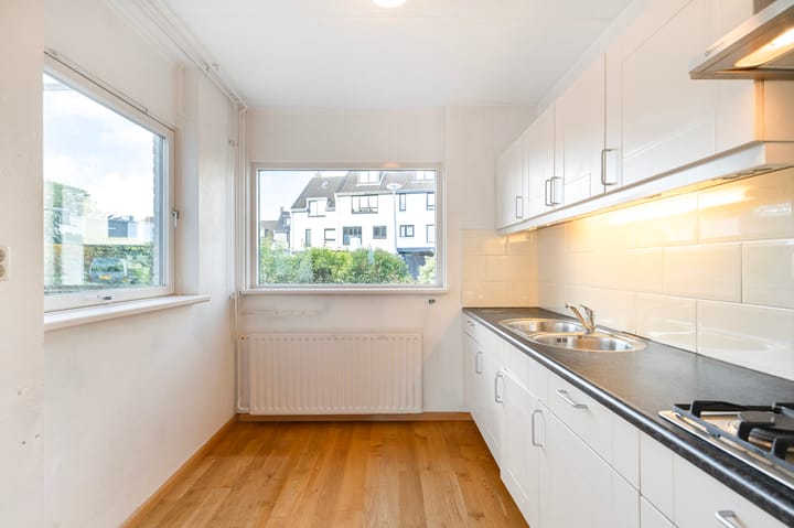 Tussenwoning te koop: Jupiter 30, Den Helder