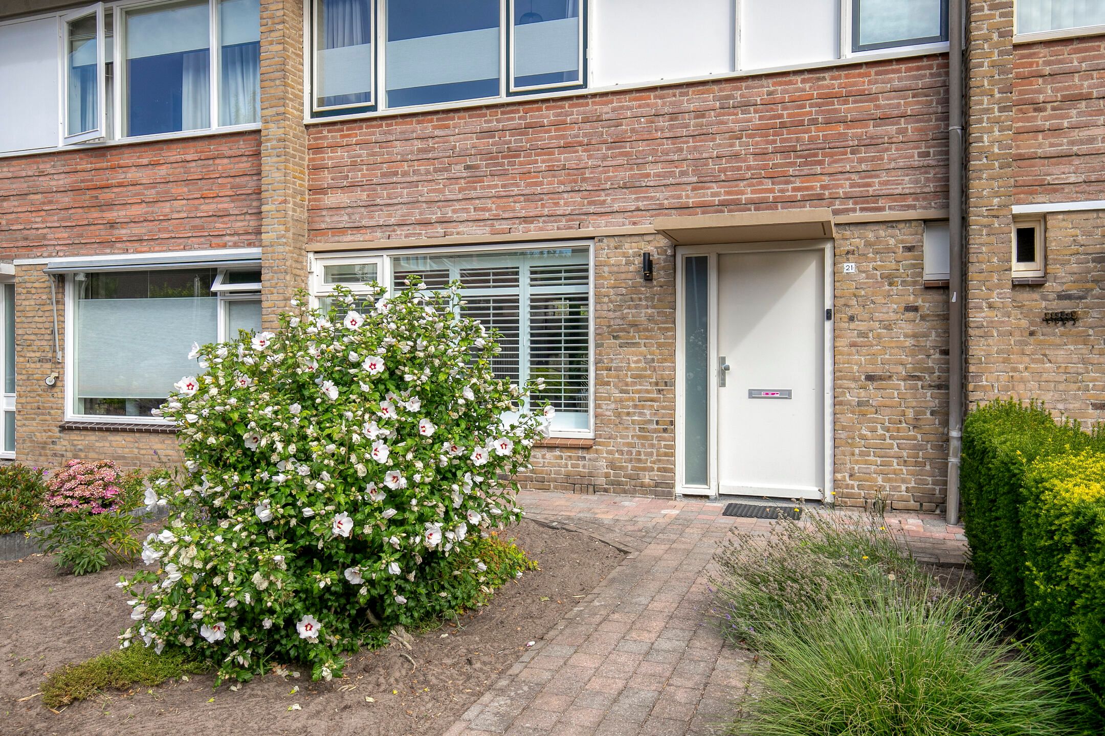 Photo 6 of Mgr. Dr. Th. Goossensstraat 21