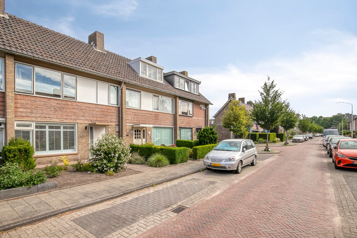 Photo 35 of Mgr. Dr. Th. Goossensstraat 21