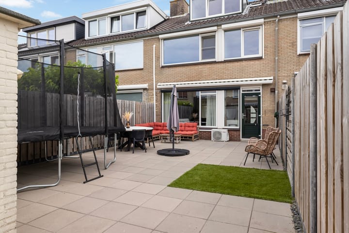 Tussenwoning te koop: Seringenstraat 51, Dordrecht