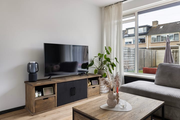 Tussenwoning te koop: Seringenstraat 51, Dordrecht