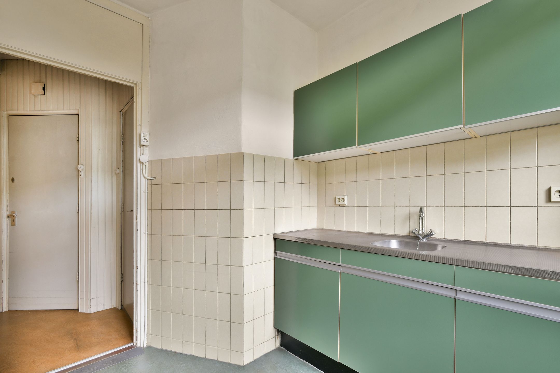 Photo 9 of Eemsstraat 21-1