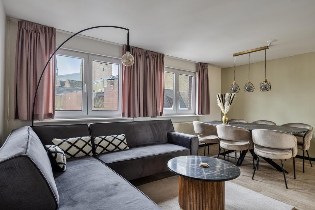 Photo 10 of Desiree Geeraertstraat 10-B