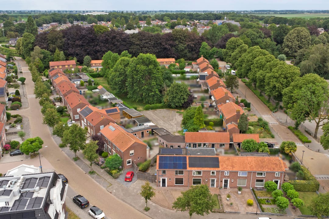 Photo 37 of Wilhelminastraat 1