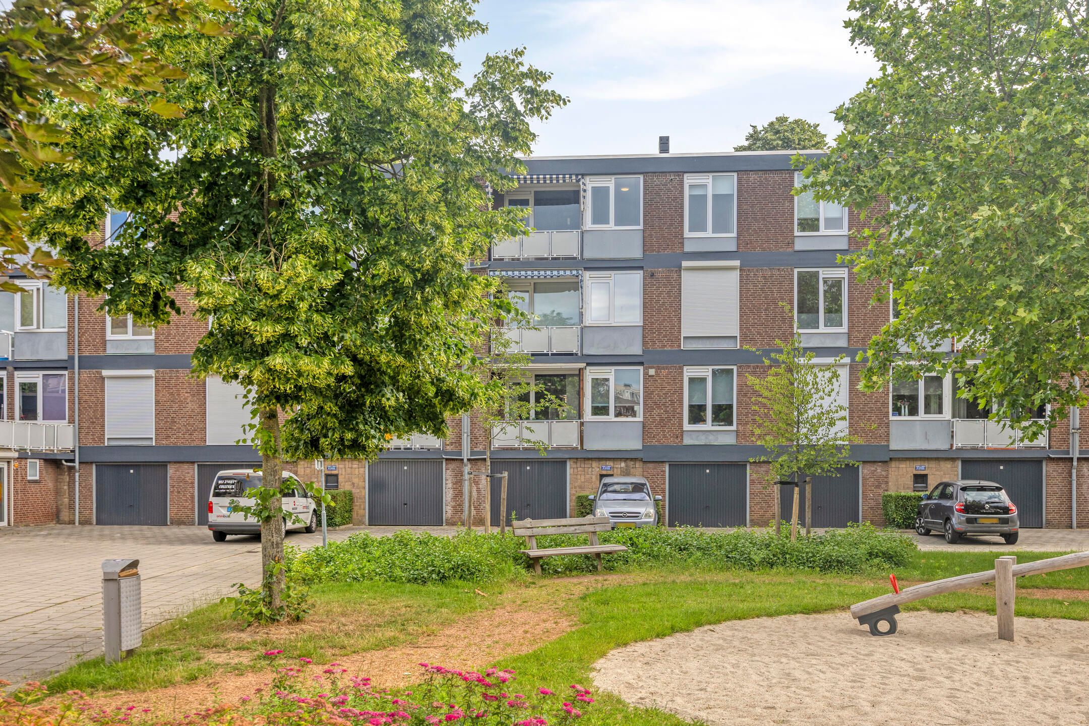 Photo 36 of Notenboomlaan 18