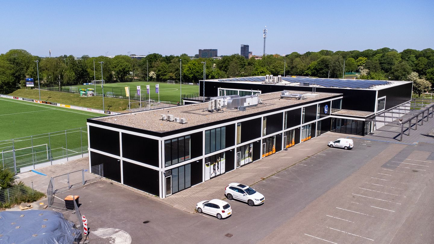 Bekijk foto 1 van Middelzeelaan 16-18
