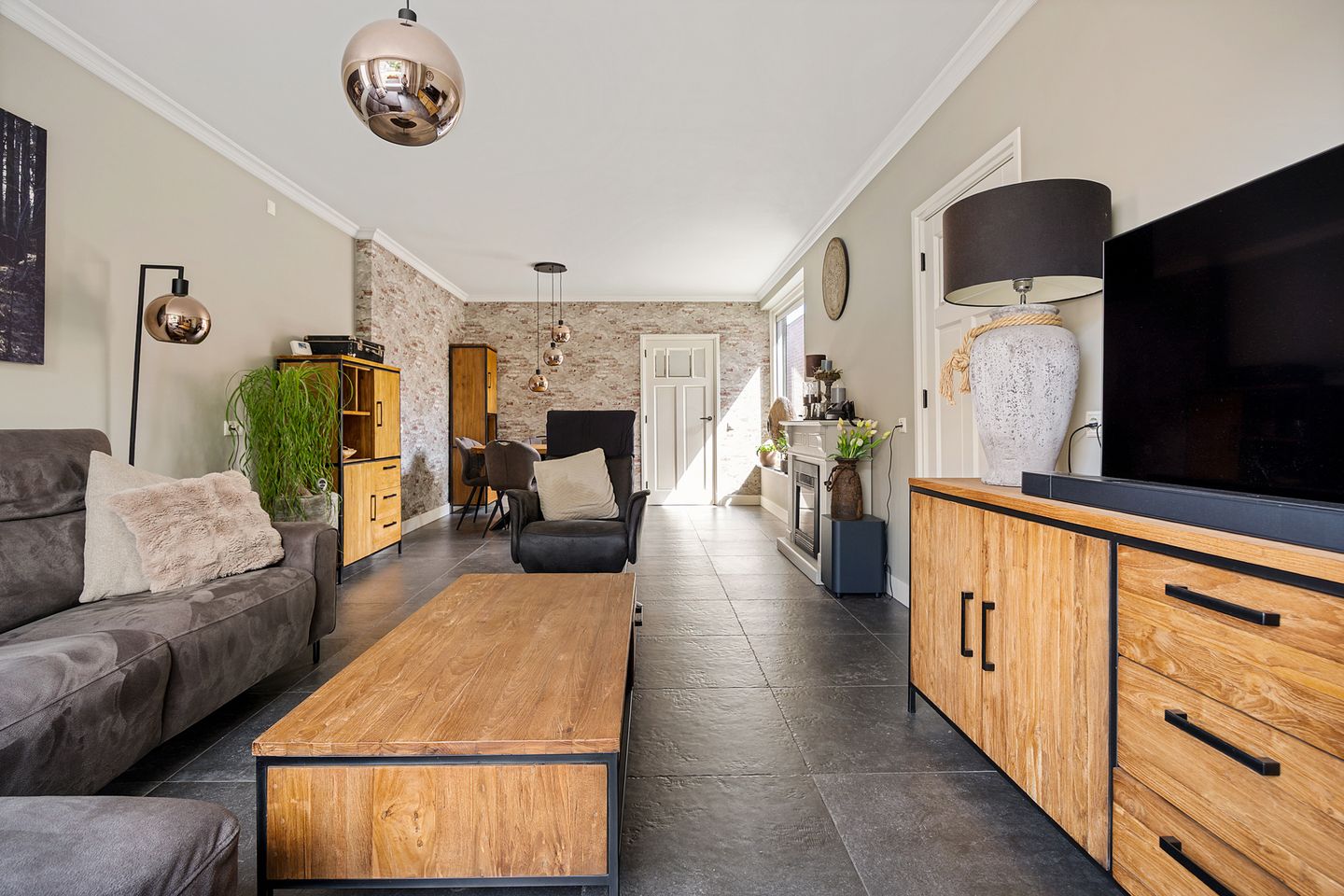 Photo 4 of Raadhuisstraat 59