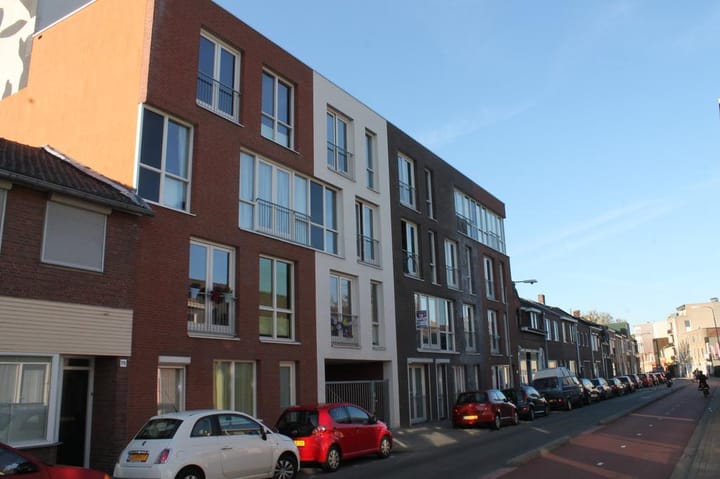 Photo 4 of Koestraat 67-12