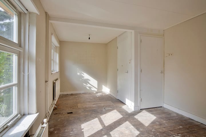 Photo 4 of Lede 137