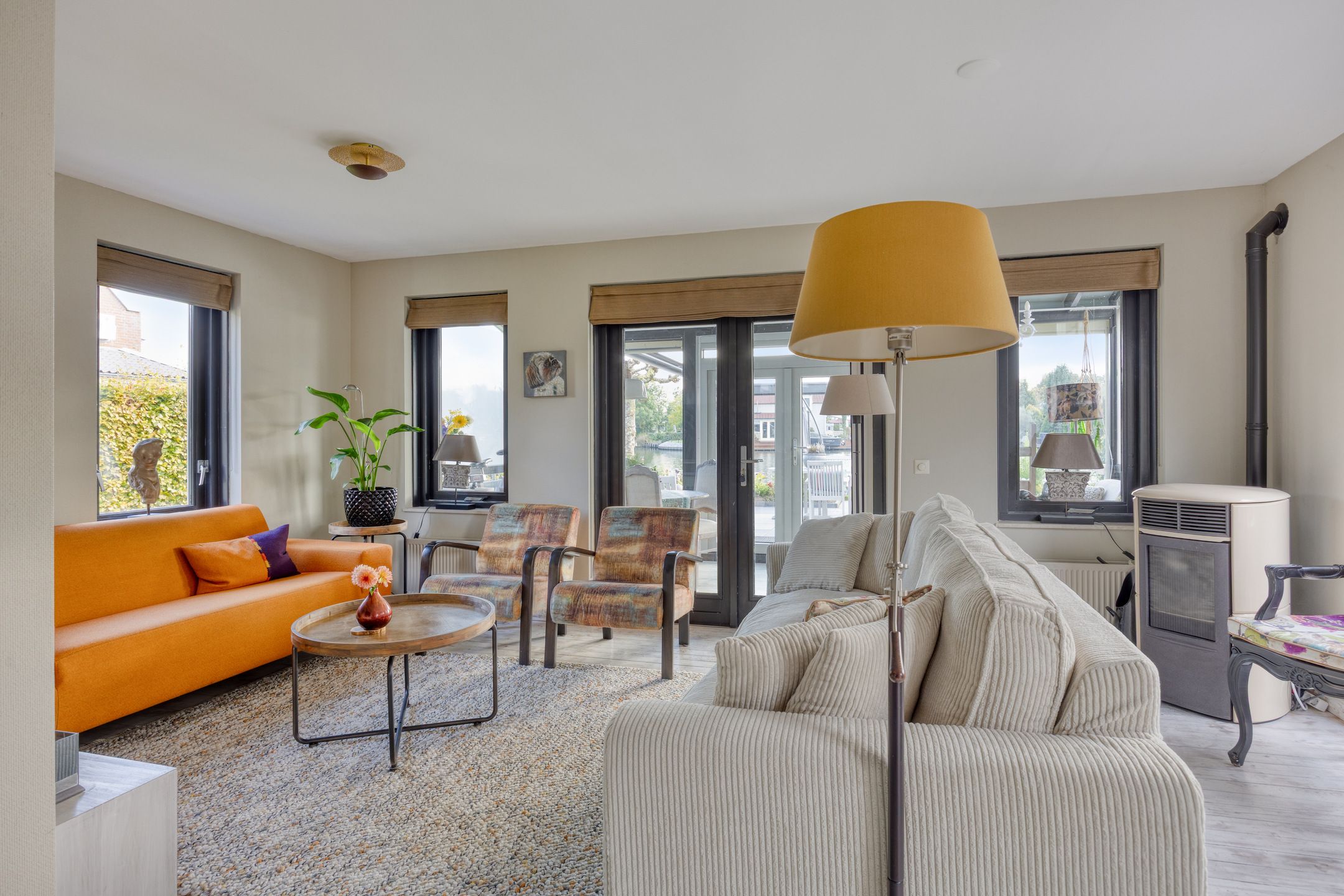 3-bedroom freehold villa in Simonshaven — photo 4 of 5