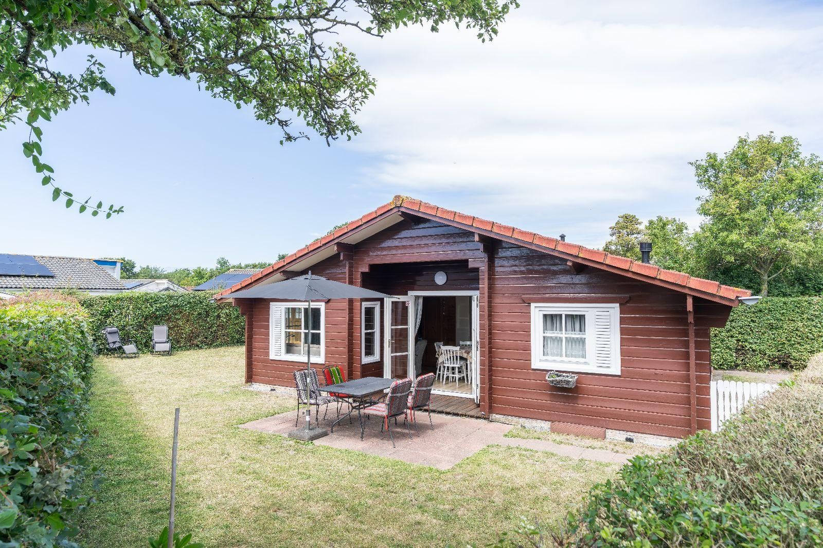 3-bedroom freehold villa in Renesse — photo 1 of 5