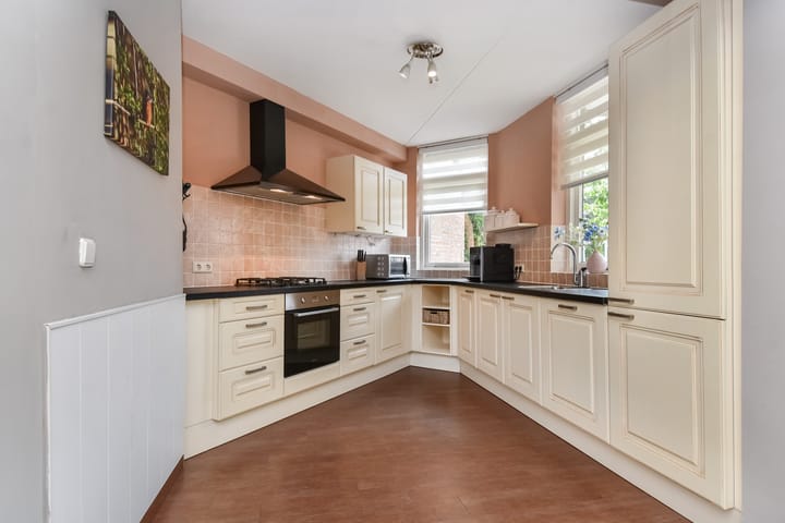 Photo 4 of A. van der Tangstraat 22