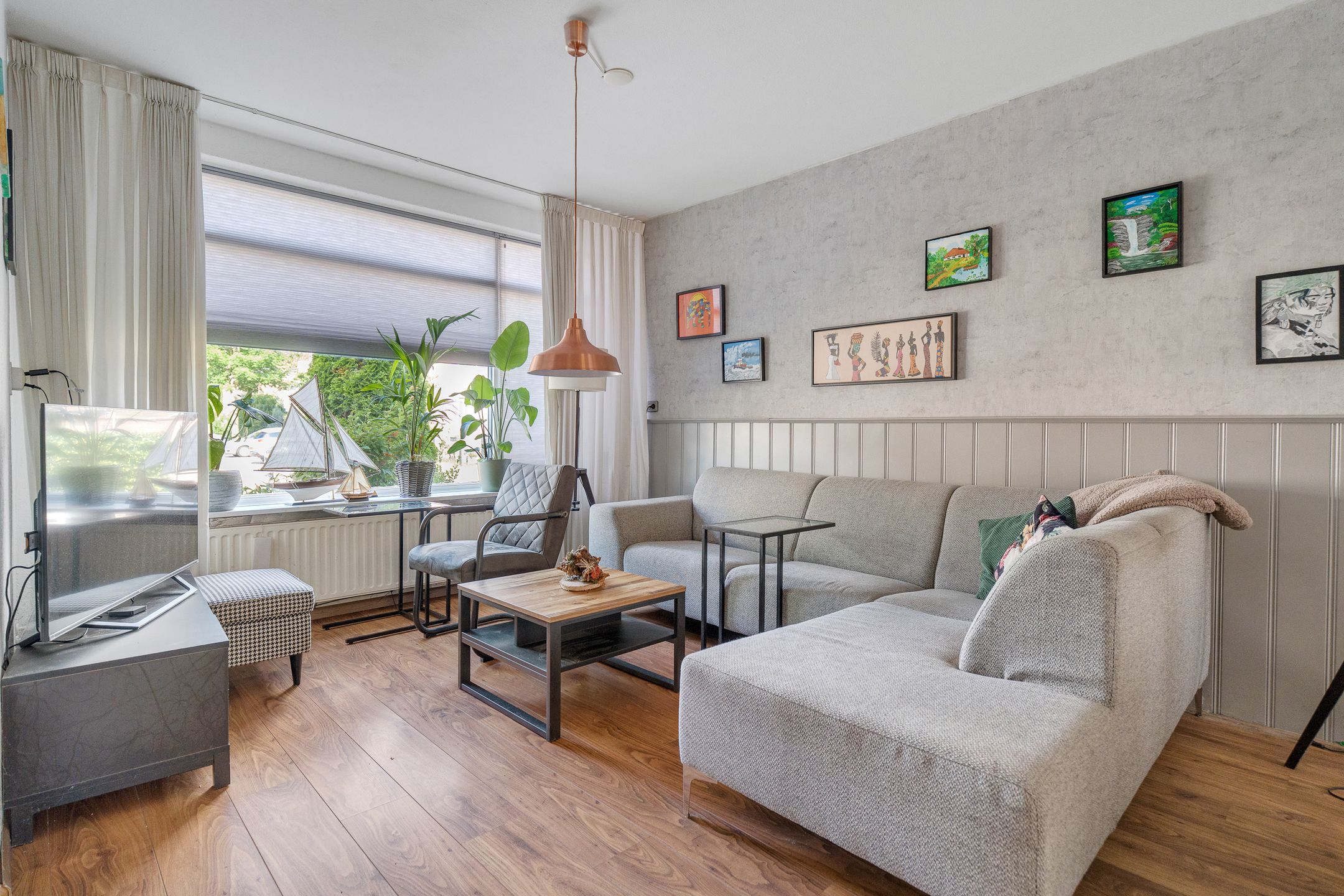 Photo 3 of Bizetstraat 38