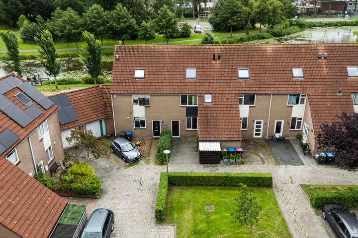 Tussenwoning te koop: Sjaerdemaslot 9, Leeuwarden