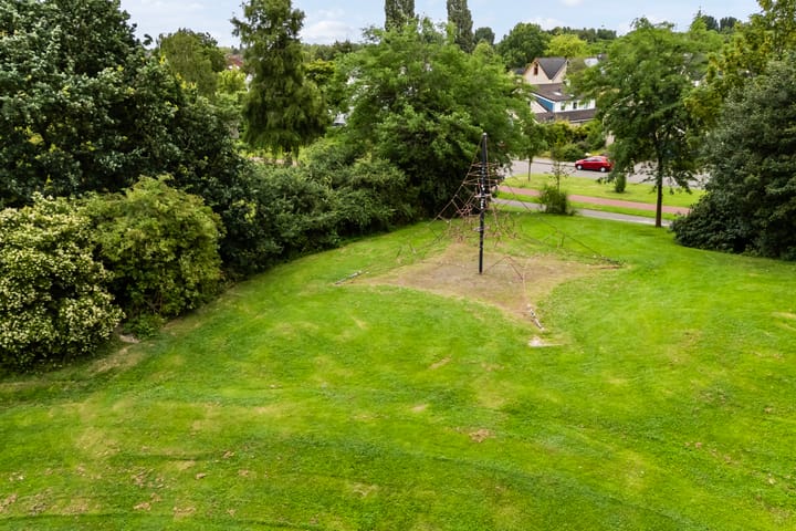 Tussenwoning te koop: Sjaerdemaslot 9, Leeuwarden