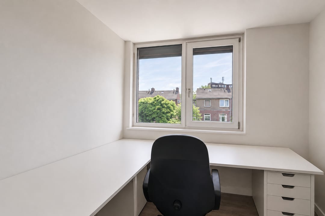 Photo 13 of Parelduikerstraat 43