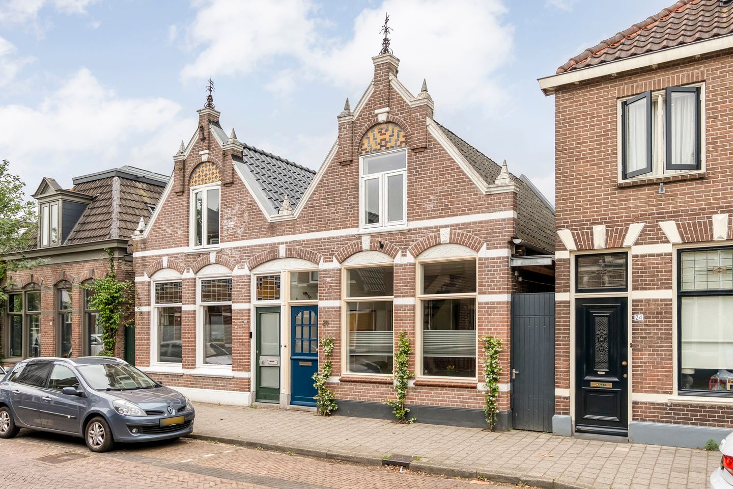 Photo 1 of Emmastraat 26