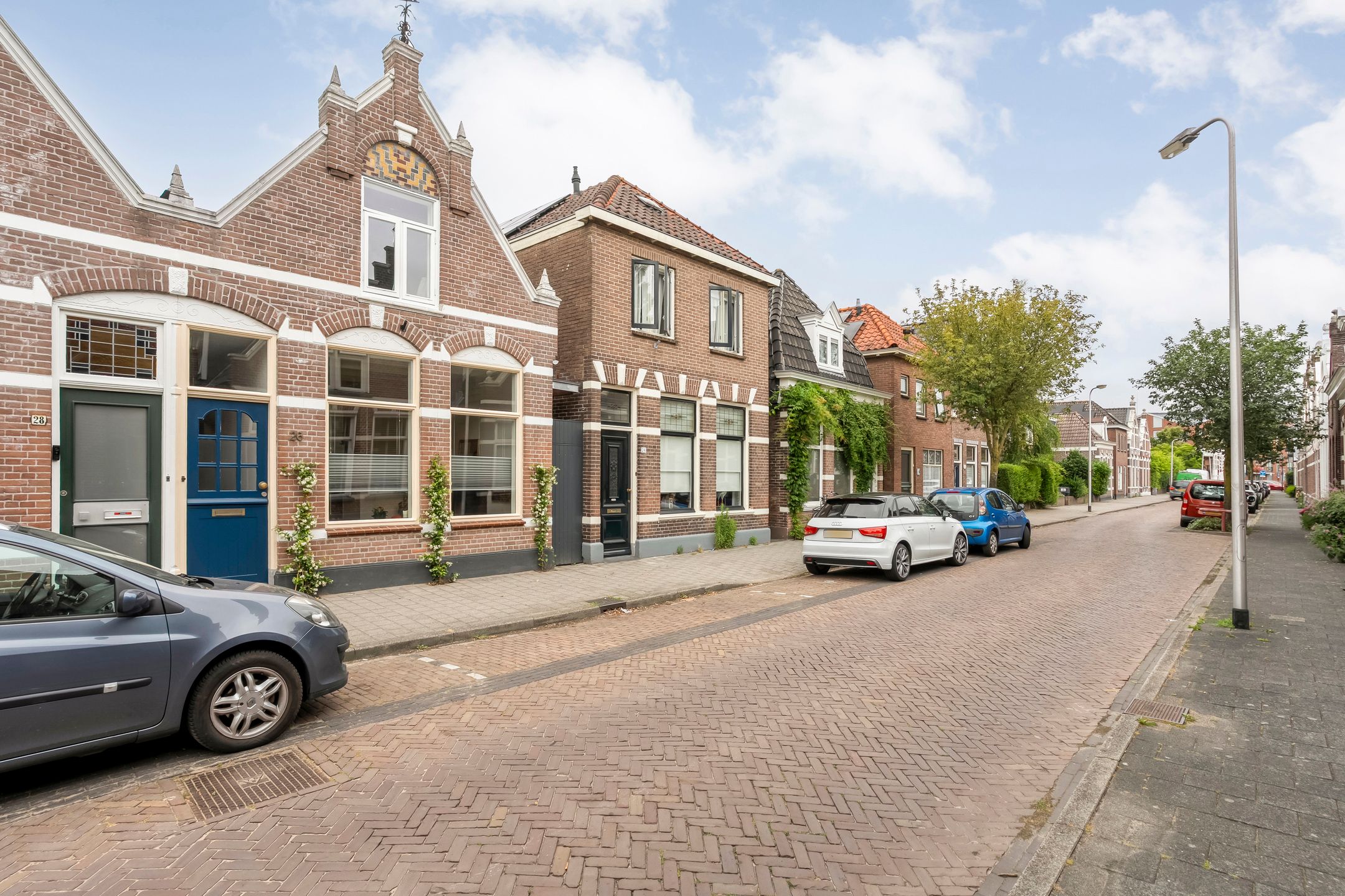 Photo 39 of Emmastraat 26