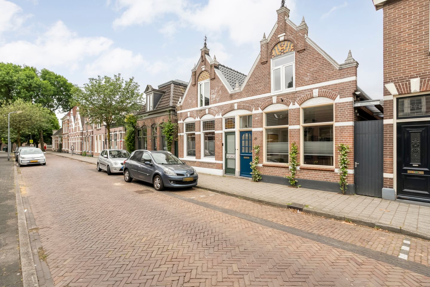 Photo 40 of Emmastraat 26