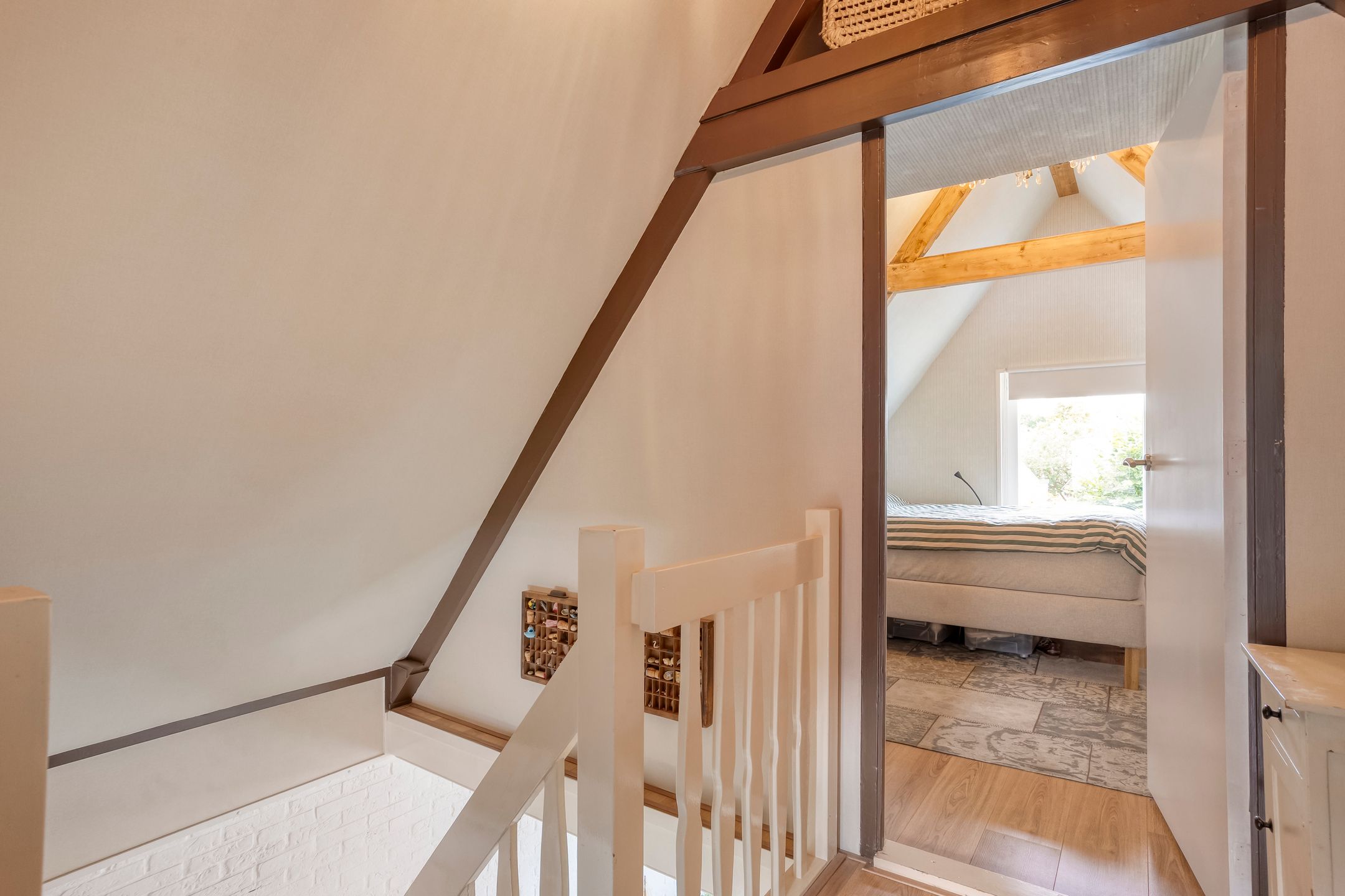 Photo 24 of Emmastraat 26