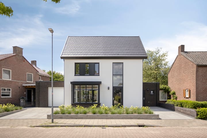 Vrijstaande woning te koop: Heistraat 36, Valkenswaard