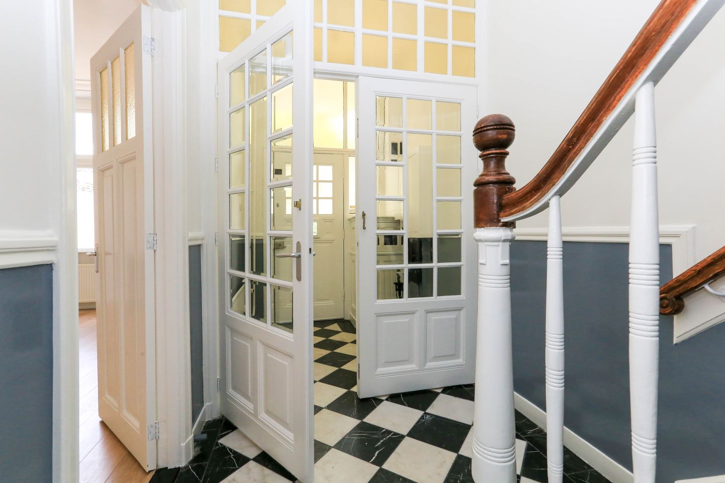 Photo 10 of Emmastraat 29