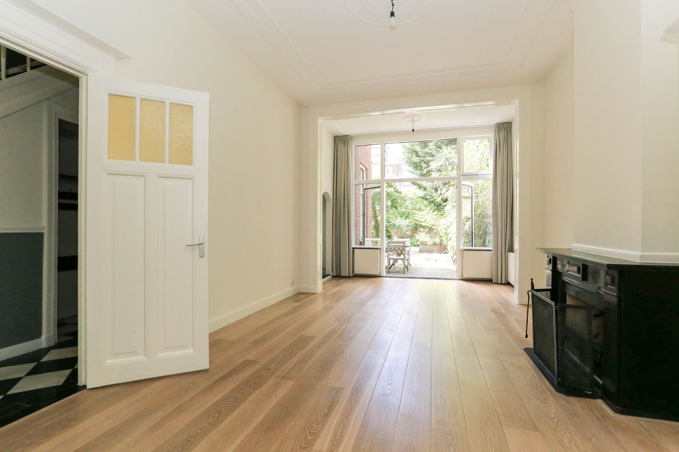 Photo 3 of Emmastraat 29