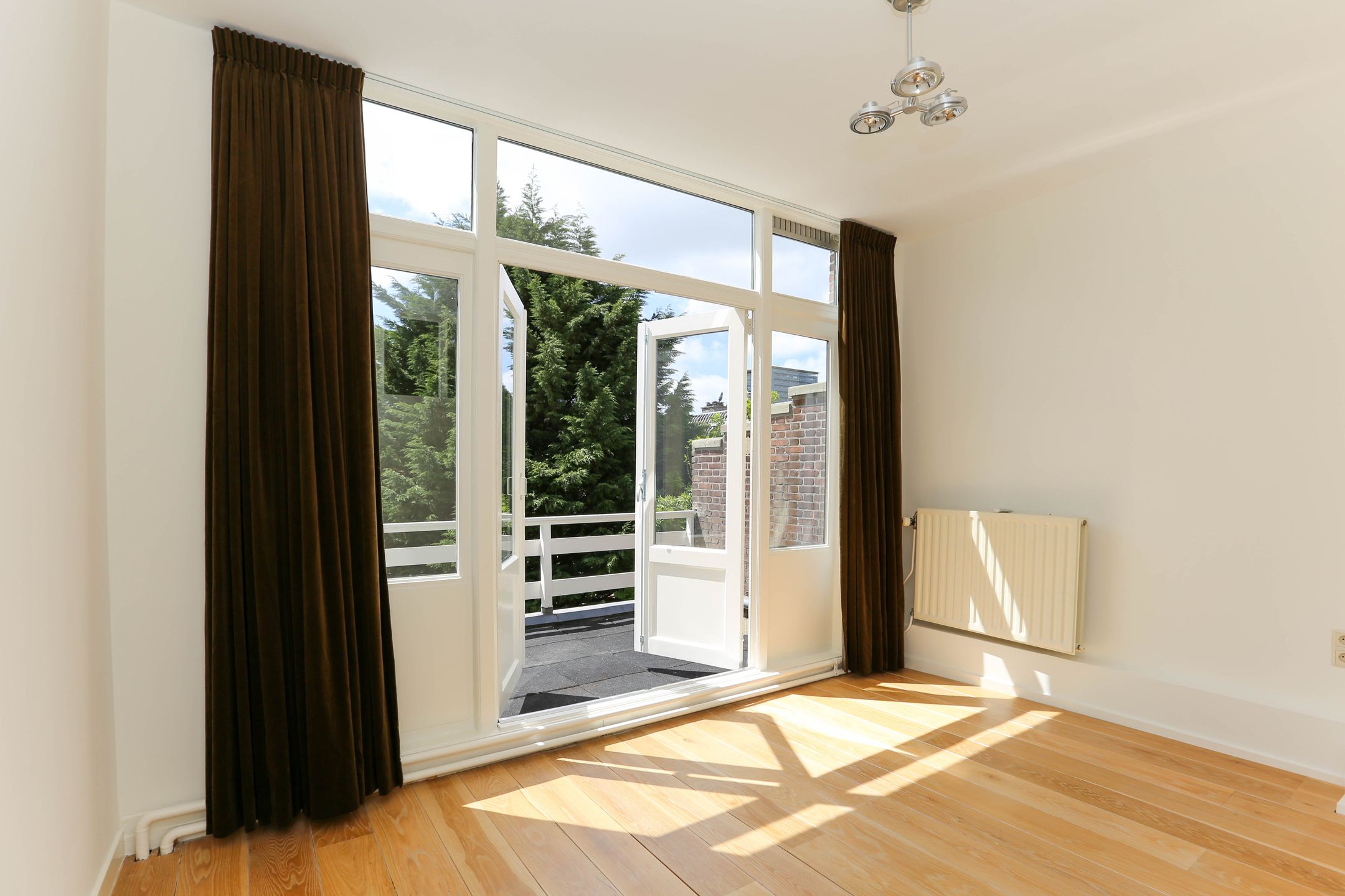 Photo 63 of Emmastraat 29