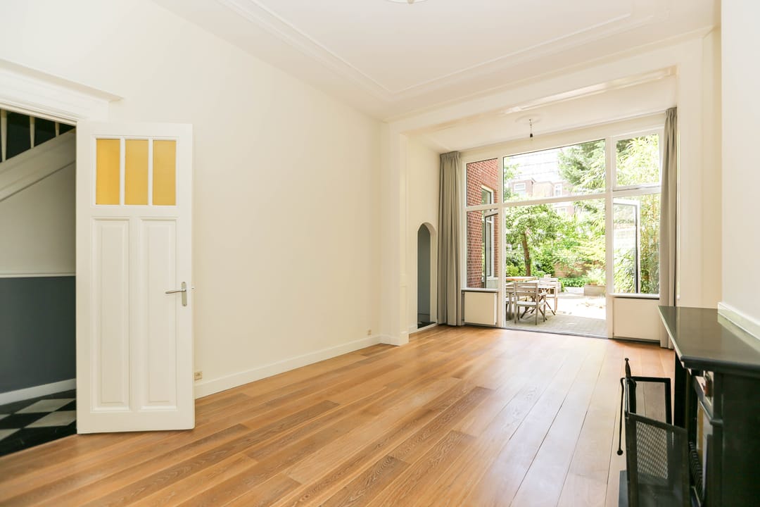 Photo 11 of Emmastraat 29