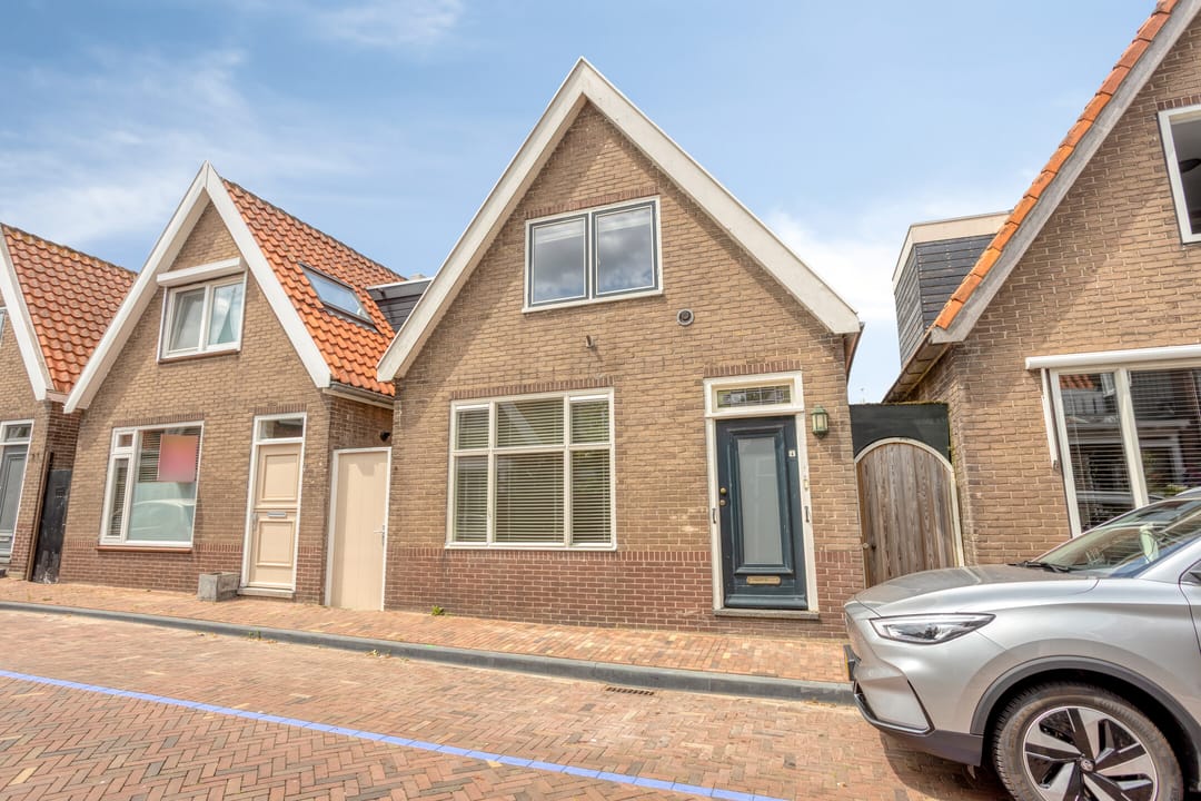 Foto 1 van St Lambertusstraat 4