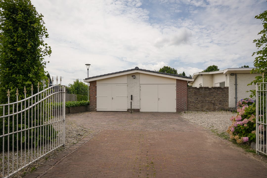 Photo 46 of Bagijnestraat 19