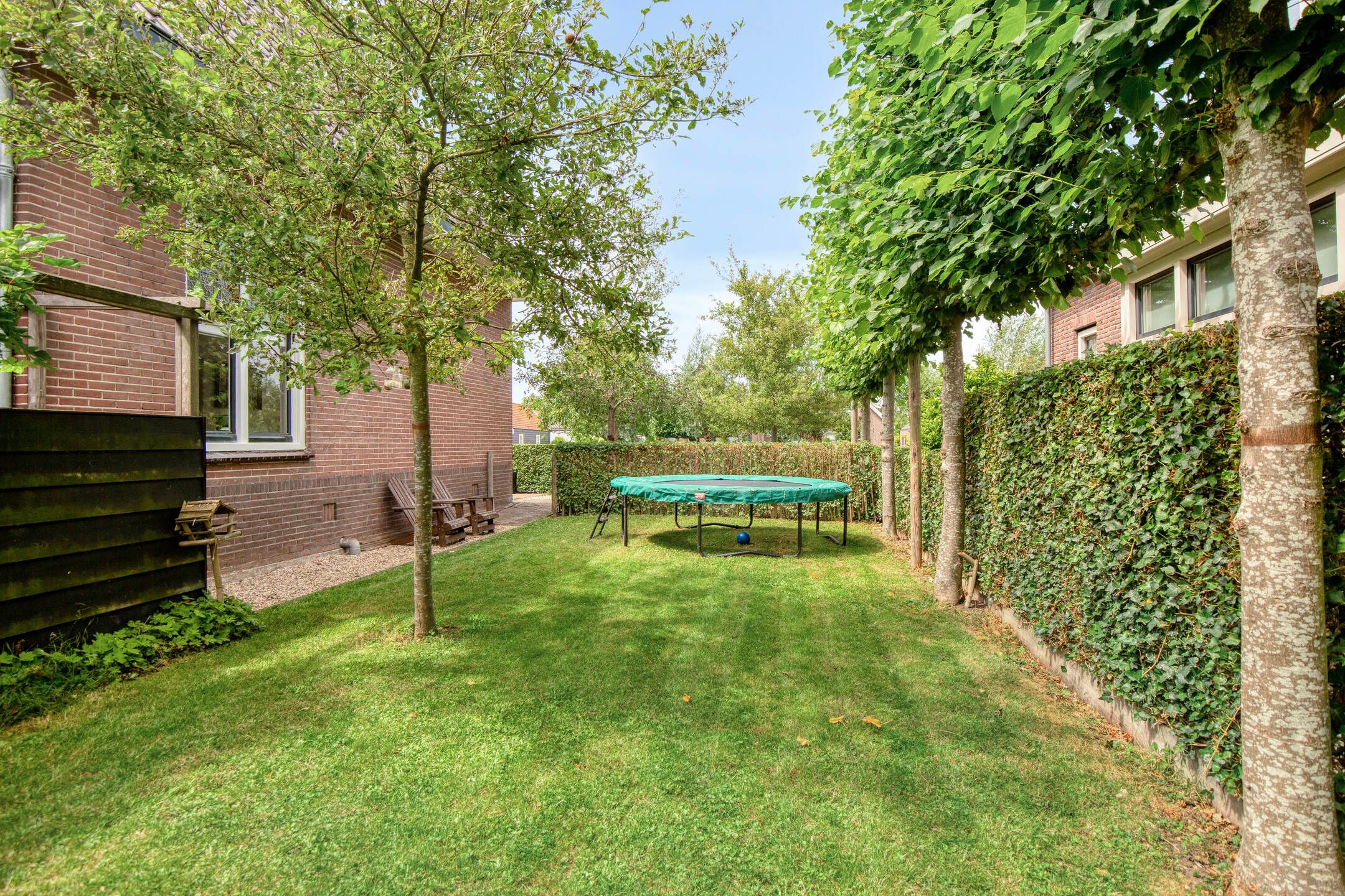Foto 3 van Dorp 64