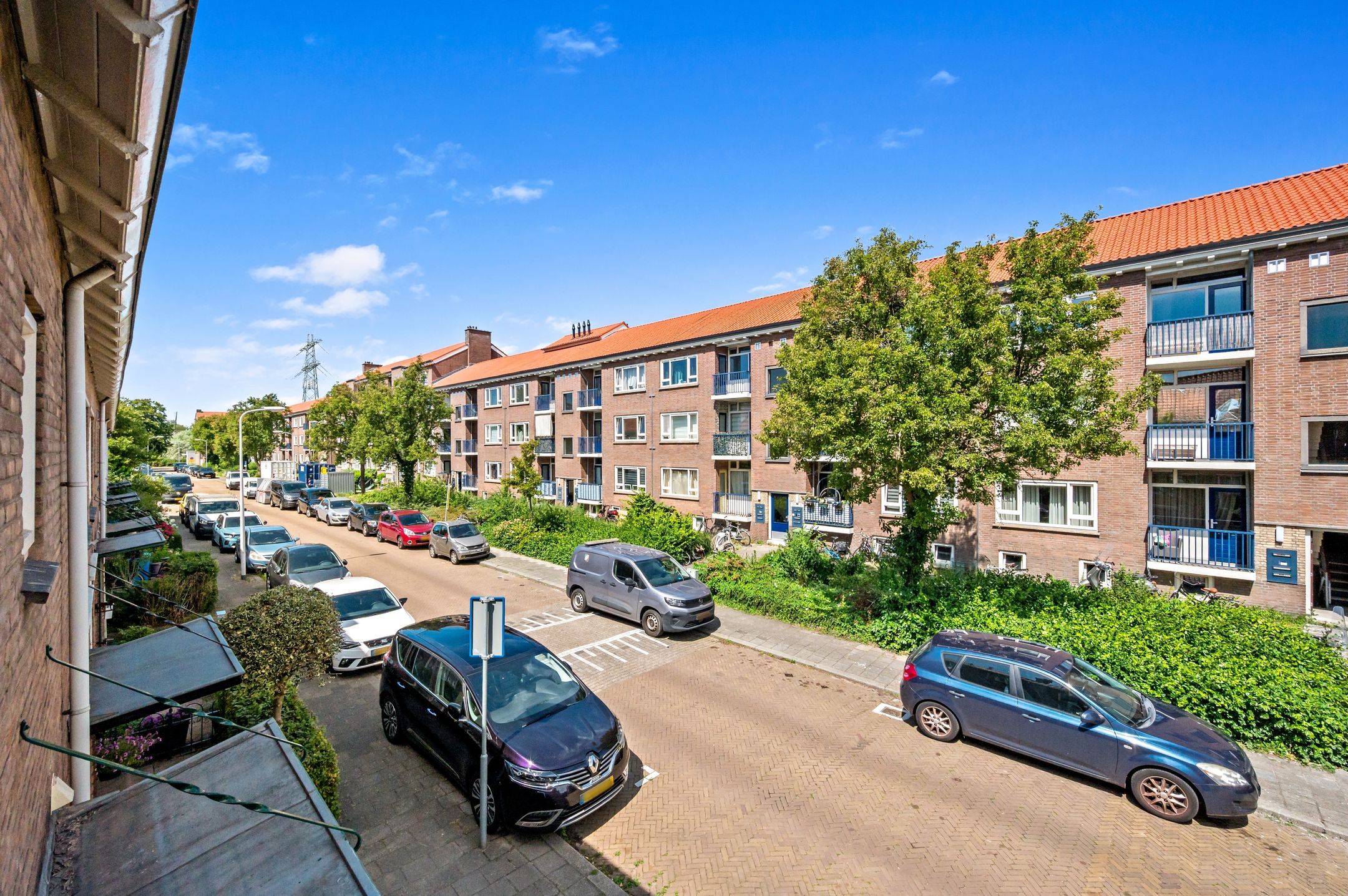 Photo 21 of De Genestetstraat 9