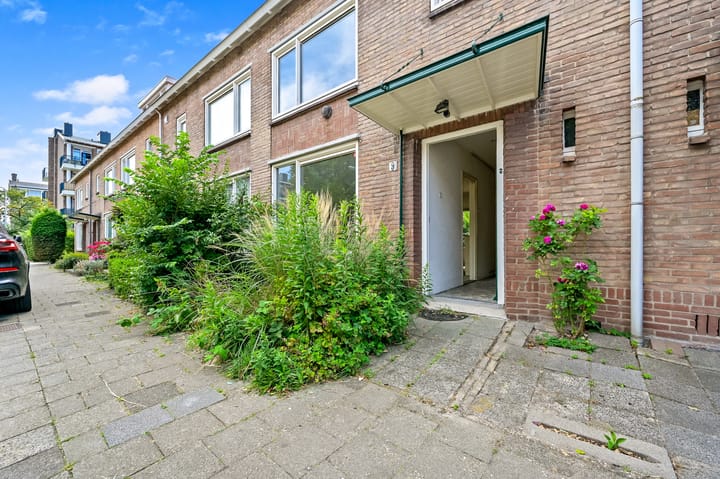 Foto 5 van De Genestetstraat 9