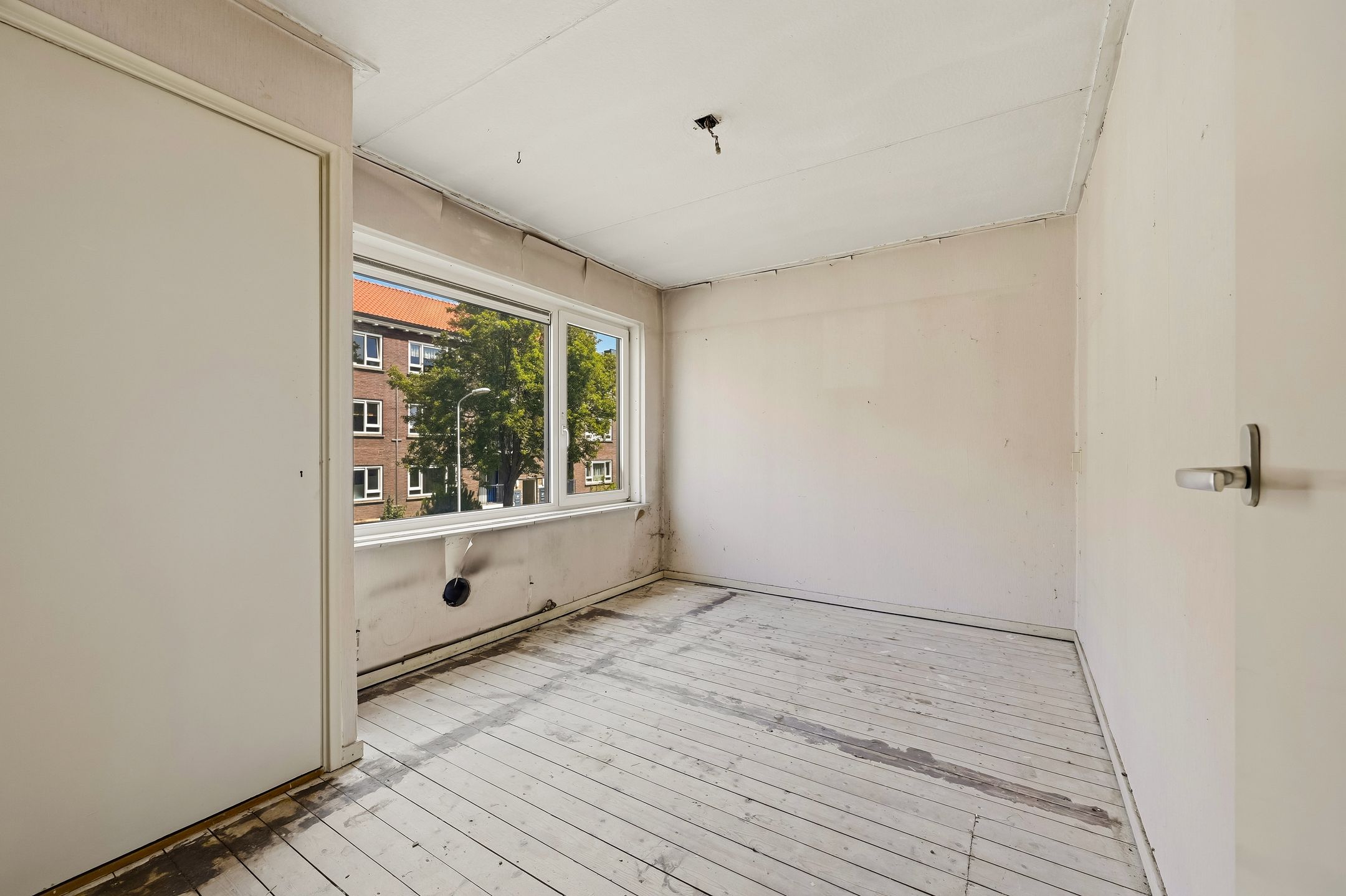 Photo 18 of De Genestetstraat 9