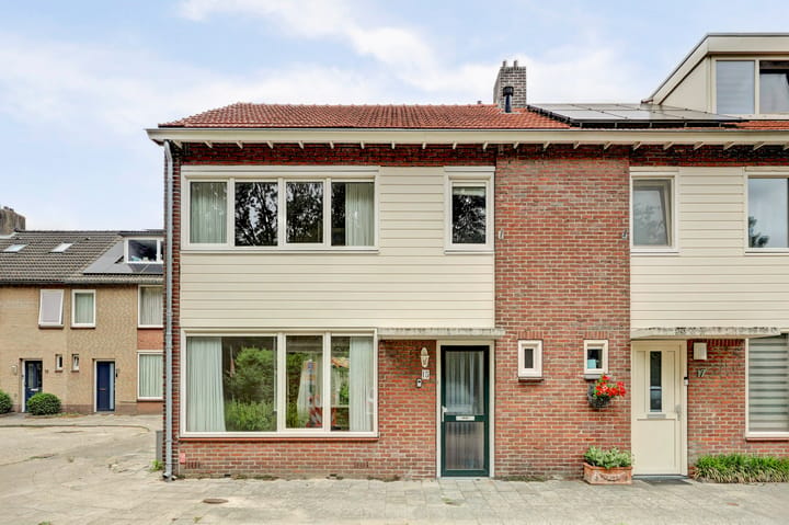 Twee-onder-één-kap te koop: Waterhoefweg 15, Oisterwijk