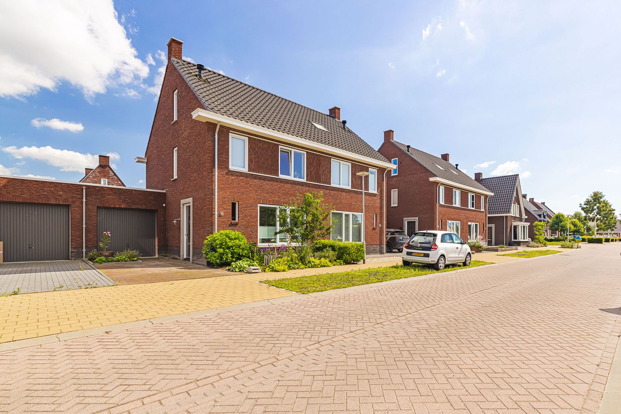 Foto 45 van Timberwolfstraat 18
