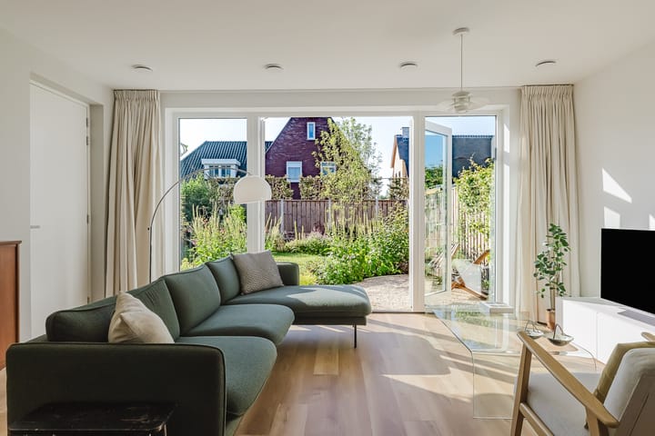 Tussenwoning te koop: Timberwolfstraat 18, Achtmaal