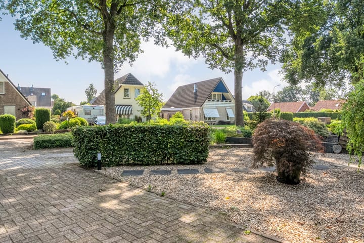 Twee-onder-één-kap te koop: Steenbergerwijk 55, Dedemsvaart