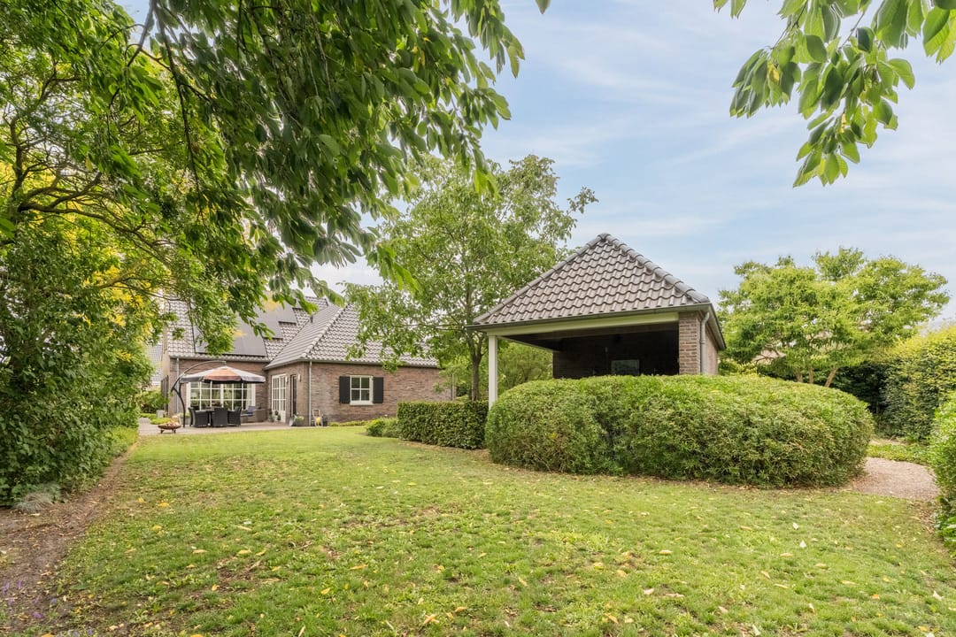 Photo 88 of Poelhoeve 18