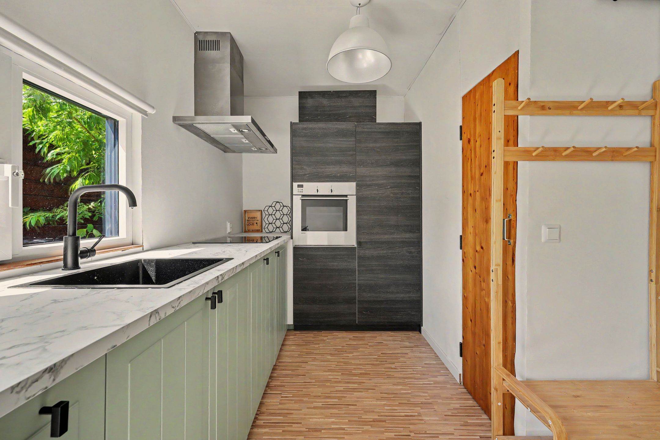 2-bedroom freehold villa in Oostvoorne — photo 3 of 5