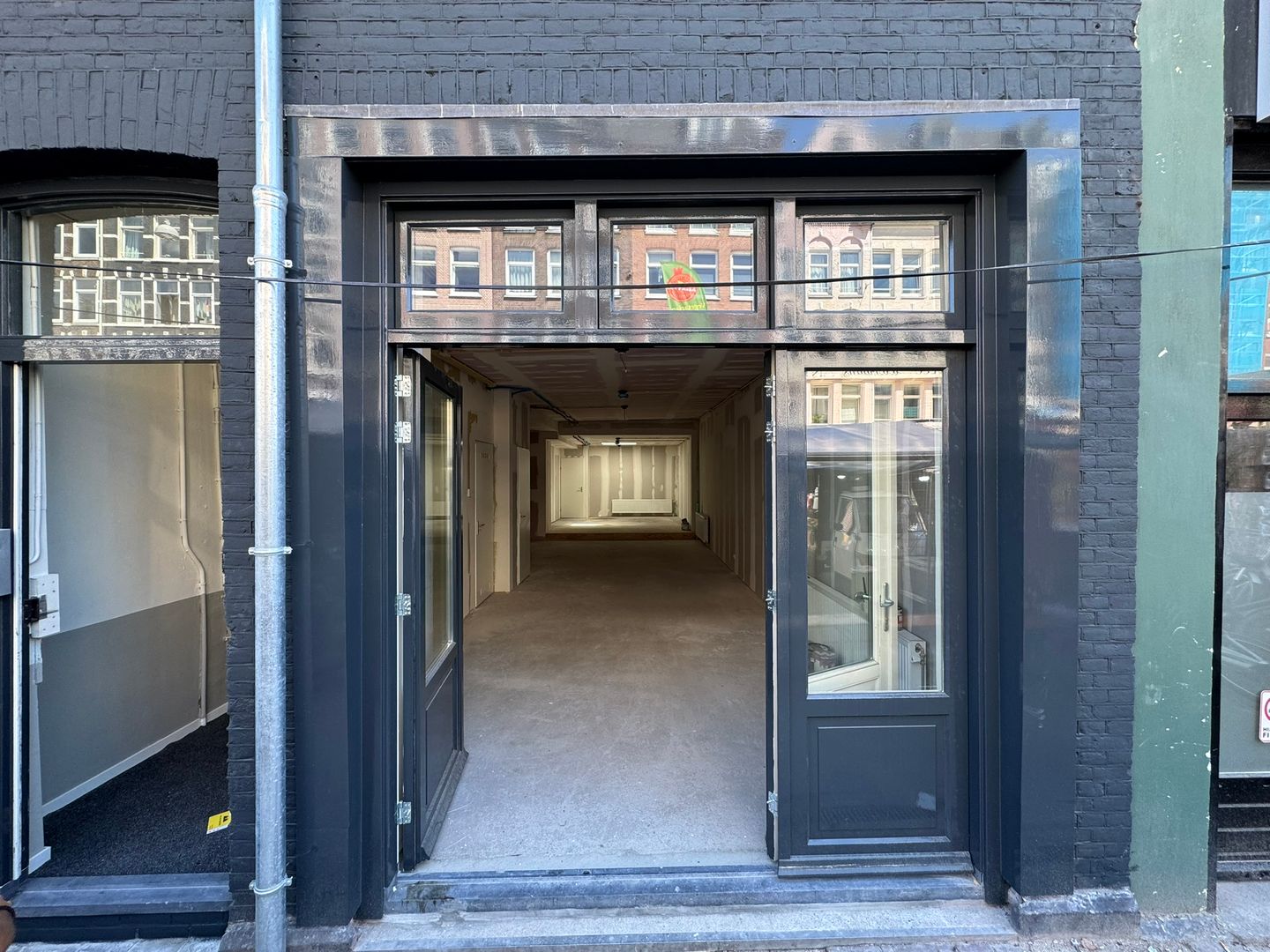 View photo 1 of Albert Cuypstraat 218-H
