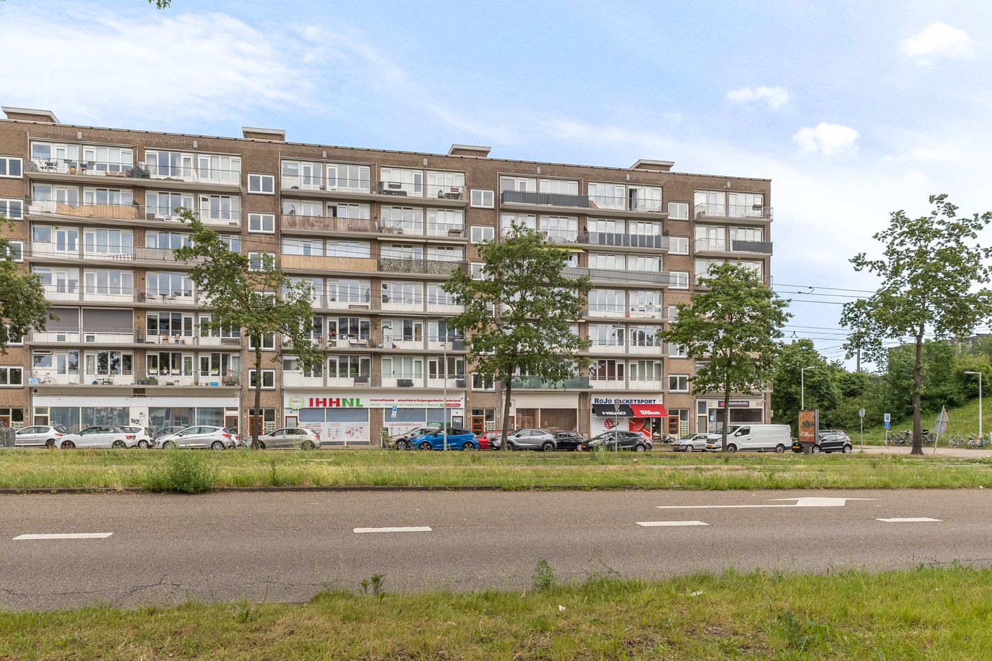 Photo 25 of Burgemeester Röellstraat 14-3