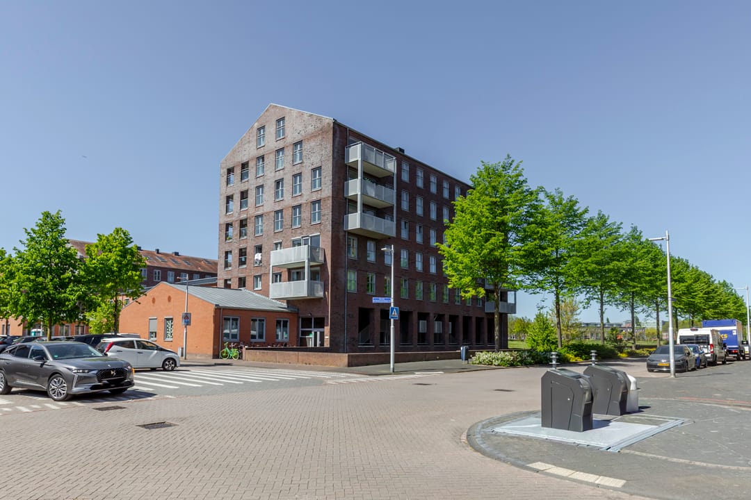 Photo 41 of Eerste Oosterparklaan 98-A