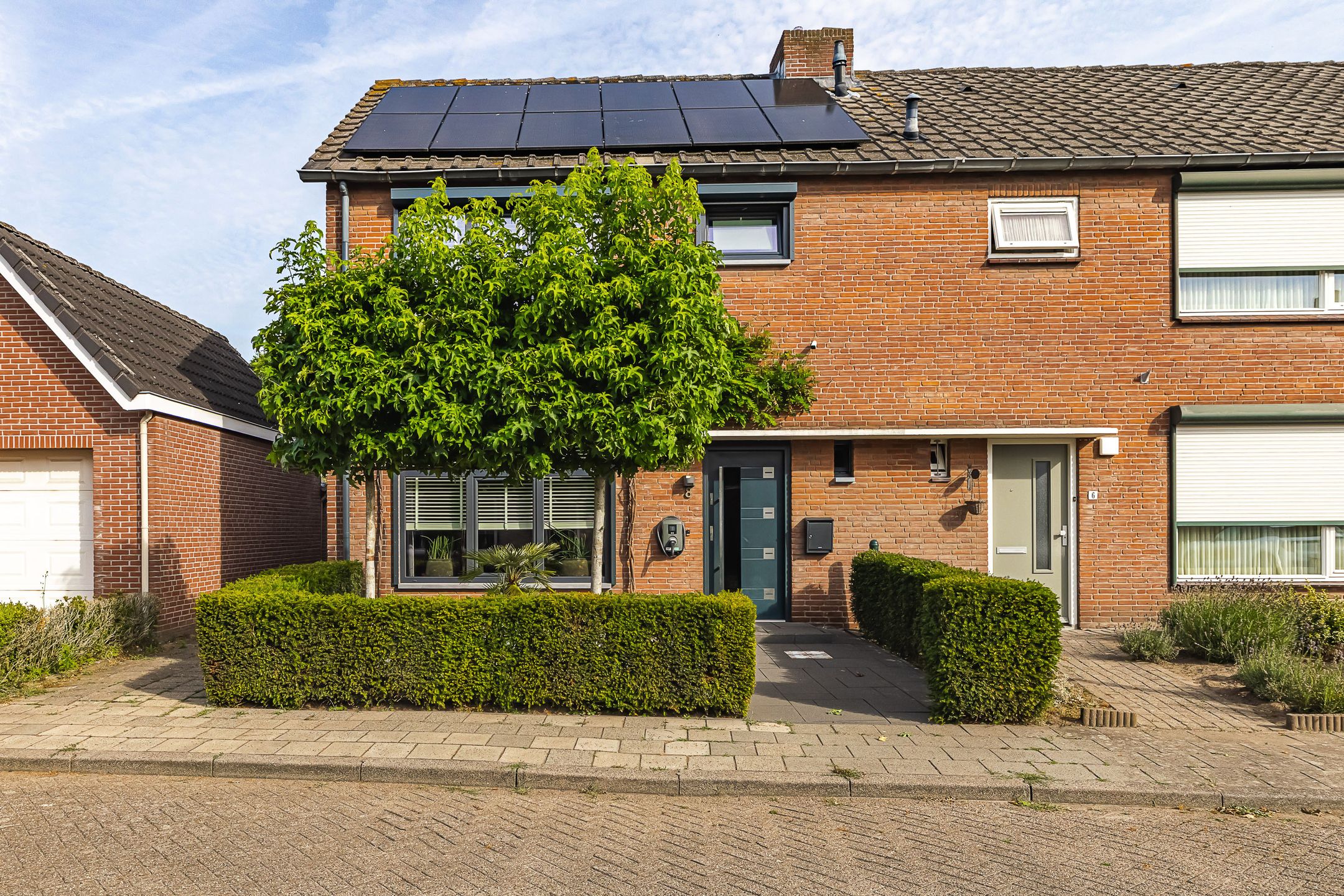 Koningin Emmastraat 8 