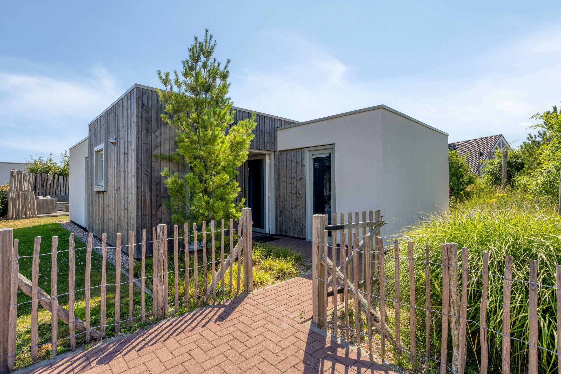 3-bedroom freehold villa in Nieuwvliet — photo 2 of 5