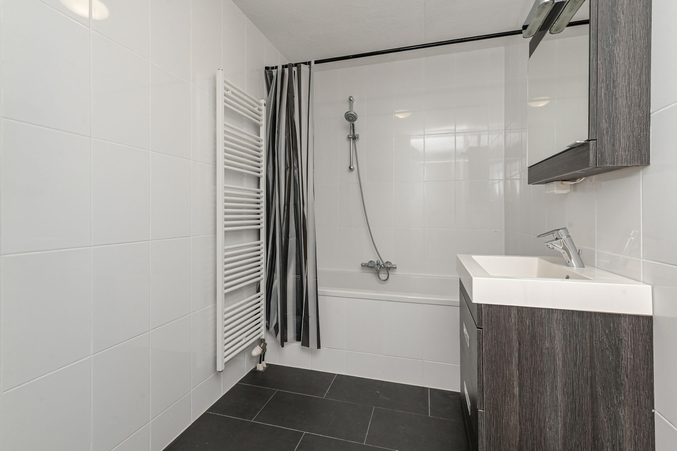 Photo 21 of Van Aerssenstraat 144-B