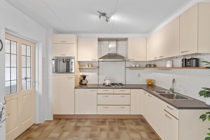 Tussenwoning te koop: Bandeliersberg 59, Roosendaal